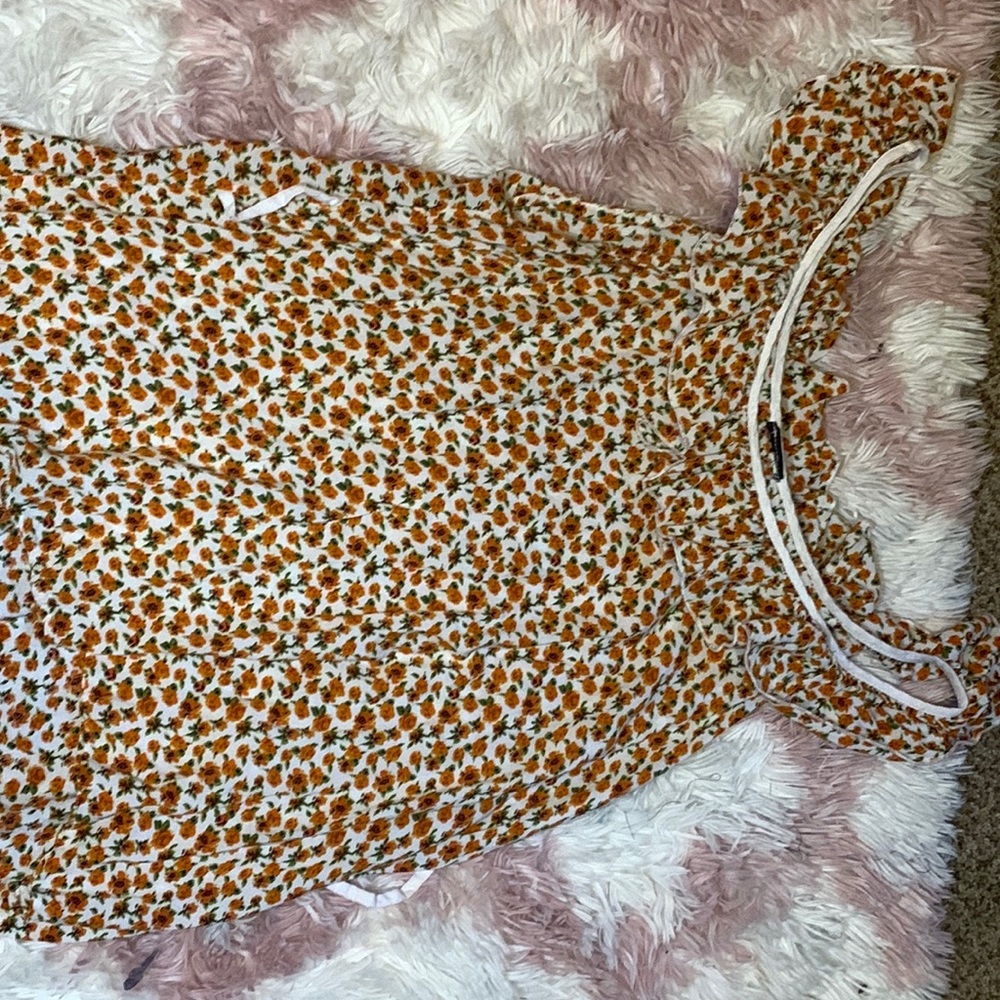•white w/ orange flowers•never worn•italian countryside aesthetic•cottagecore•